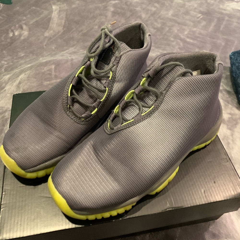 Air Jordan future